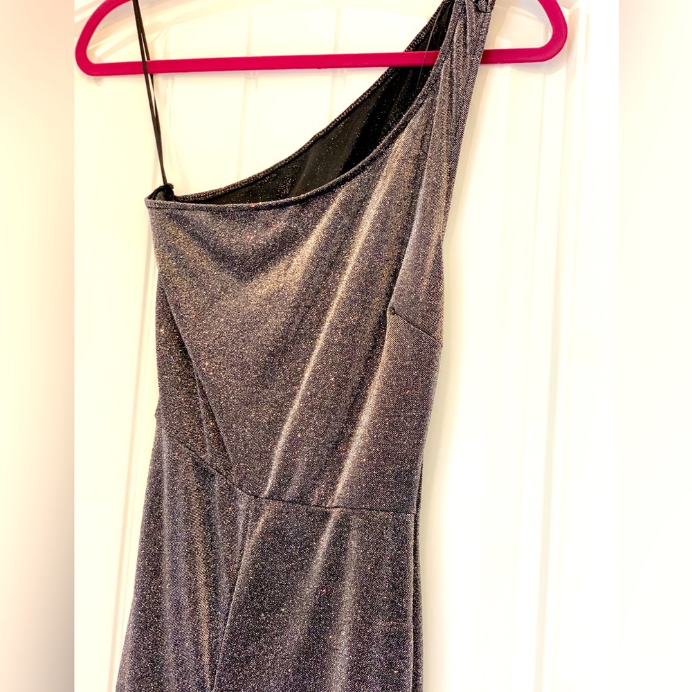 ONE SHOULDER JUMPSUIT GLITTER SILVER / SMALL